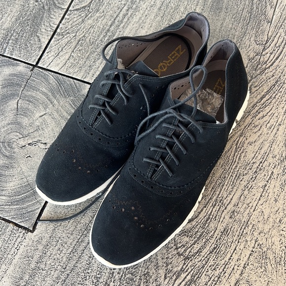 Cole Haan zero Grand perforated sueded black leather 10.5B lace up Oxford shoes - Picture 2 of 8